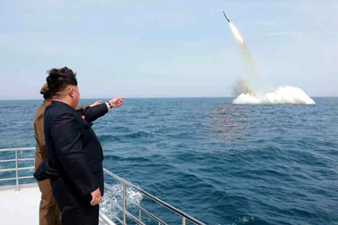 Triều Tiên thử tên lửa đạn đạo bắn từ tàu ngầm