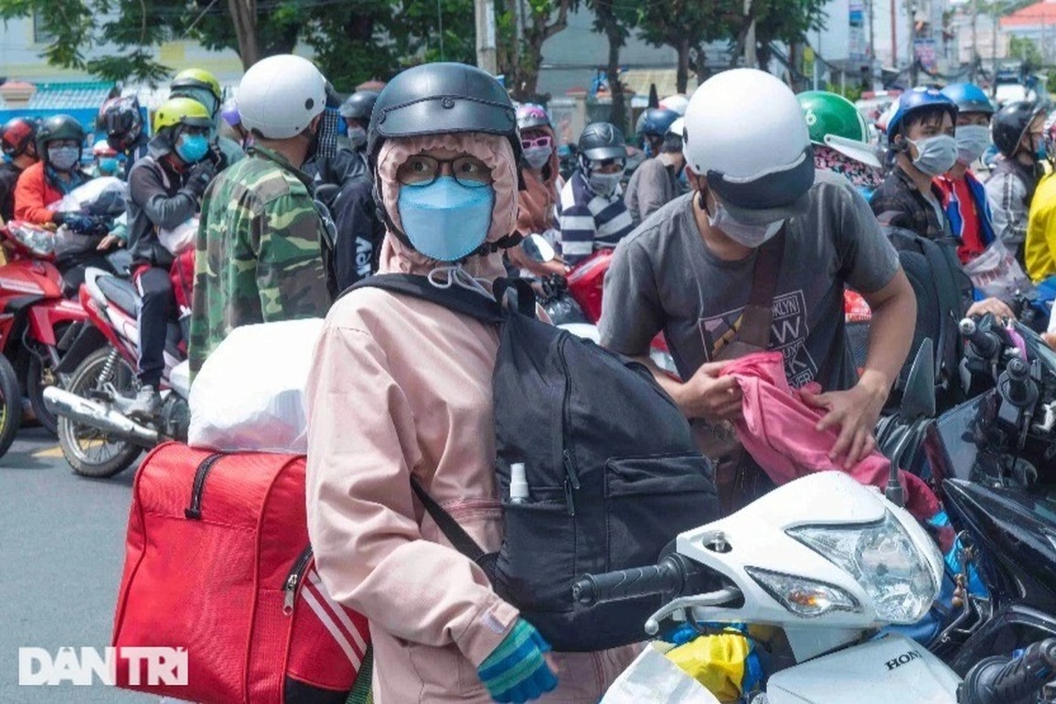 Tăng giờ làm thêm: Giải bài toán ngắn hạn, cấp cứu do dịch bệnh - 2 Tăng giờ làm thêm: Giải bài toán ngắn hạn, cấp cứu do dịch bệnh - 2
