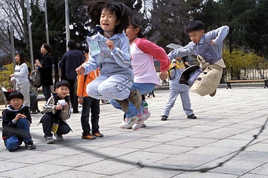 Con lai Hàn-Việt bơ vơ khi gia đình tan vỡ 