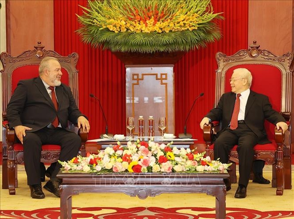 Tổng Bí thư ôn lại những kỷ niệm sâu sắc về đất nước Cuba tươi đẹp - 2 Tổng Bí thư ôn lại những kỷ niệm sâu sắc về đất nước Cuba tươi đẹp - 2