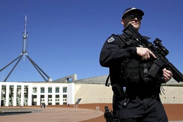 Úc bắn chết nghi phạm khủng bố đe dọa Thủ tướng