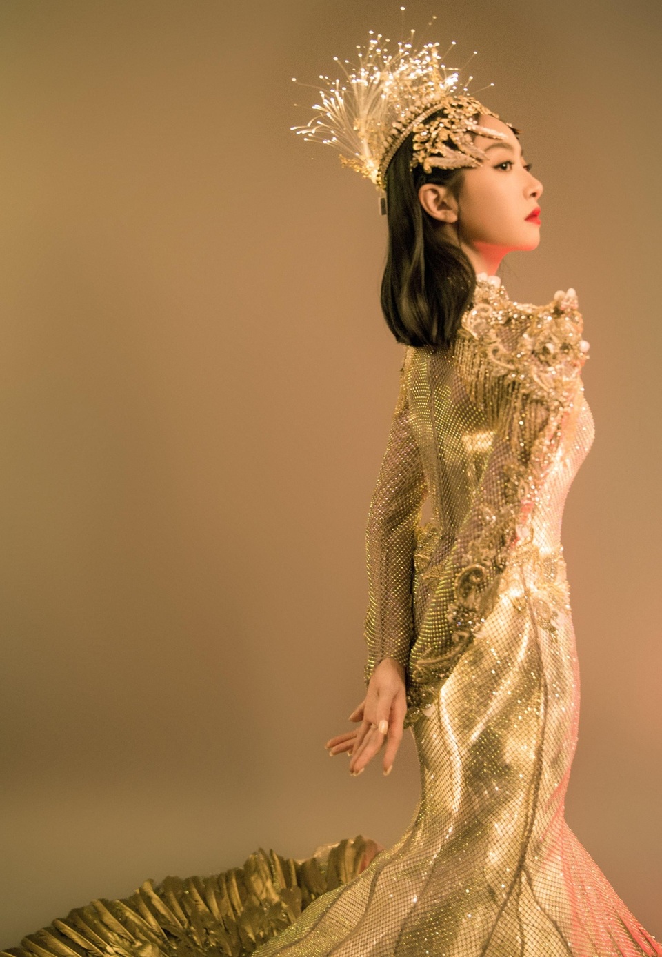 Nhan sắc của “nữ thần Kim Ưng” Tống Thiến gây thất vọng - 14 Nhan sắc của “nữ thần Kim Ưng” Tống Thiến gây thất vọng - 14