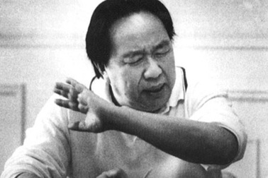 Trung Quốc: Tỷ phú "lập dị" Mâu Kỳ Trung