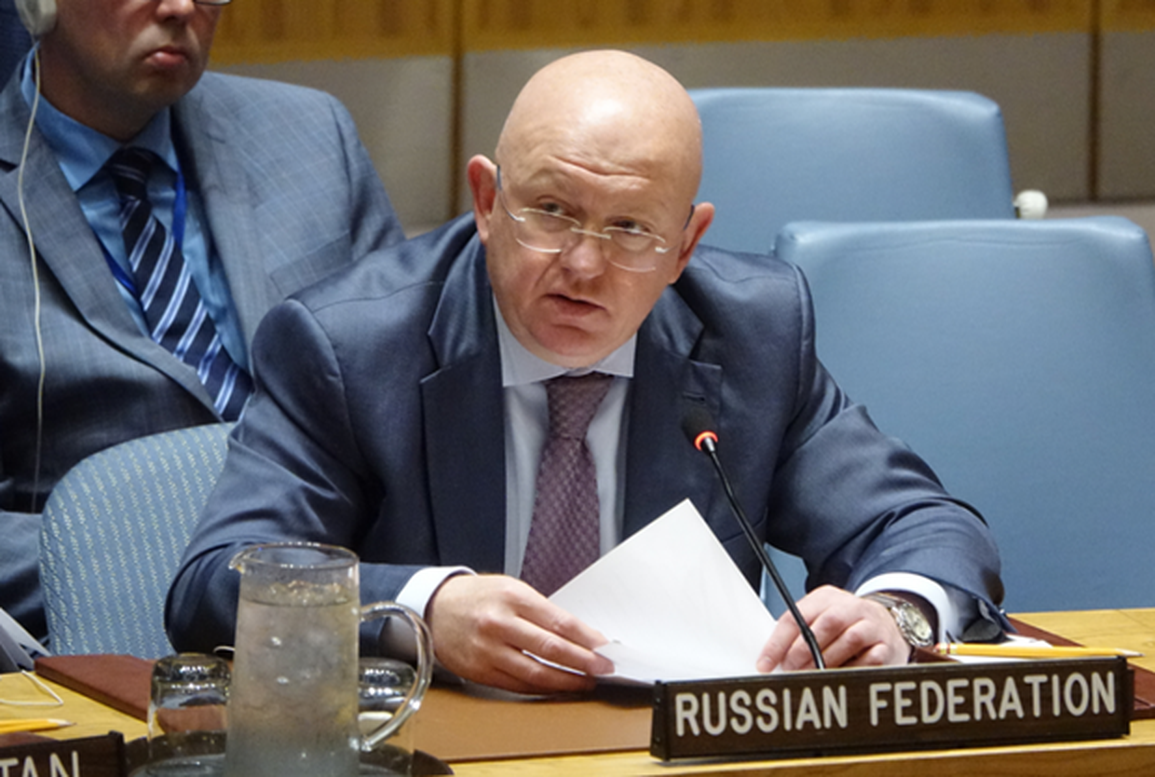 Mỹ trục xuất 12 nhà ngoại giao Nga, Nhật đóng băng tài sản Tổng thống Putin - 1 Mỹ trục xuất 12 nhà ngoại giao Nga, Nhật đóng băng tài sản Tổng thống Putin - 1
