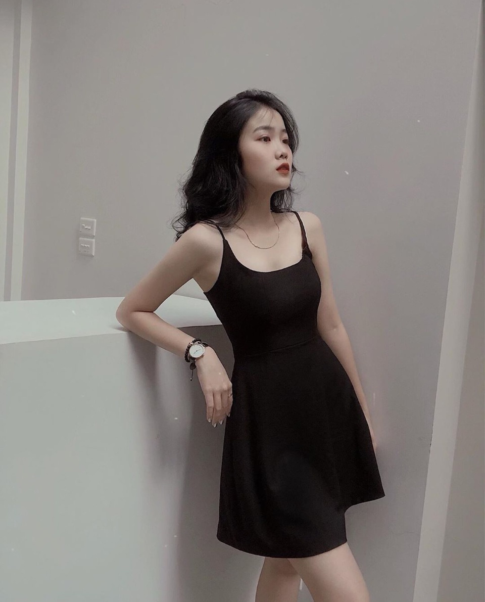 Bạn gái e ấp dựa vai Đoàn Văn Hậu, cùng ăn mừng chiến thắng trước khi xa nhau - 2 Bạn gái e ấp dựa vai Đoàn Văn Hậu, cùng ăn mừng chiến thắng trước khi xa nhau - 2