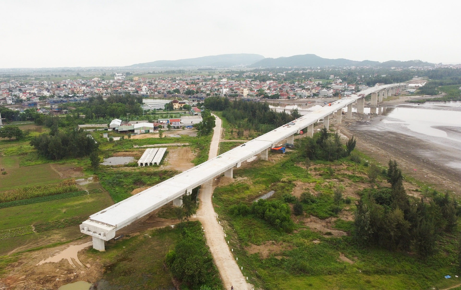Diện mạo con đường 4.600 tỷ đồng chạy dọc bờ biển tỉnh Nghệ An - 12 Diện mạo con đường 4.600 tỷ đồng chạy dọc bờ biển tỉnh Nghệ An - 12