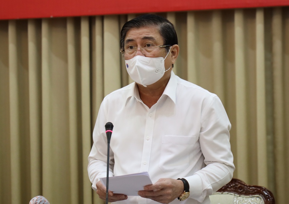 Chủ tịch TPHCM điểm danh 4 chuỗi lây nhiễm Covid-19 - 1