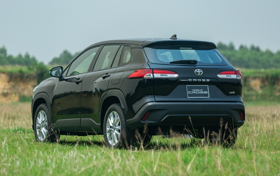 Corolla Cross 1.8G bản tiêu chuẩn được trang bị gì với mức giá 720 triệu? - 5