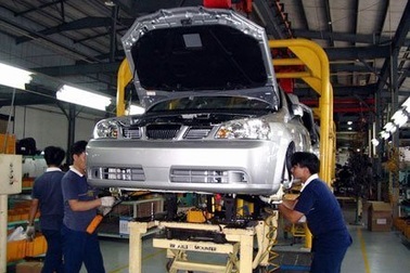 Doanh nghiệp ô tô lo đóng cửa 