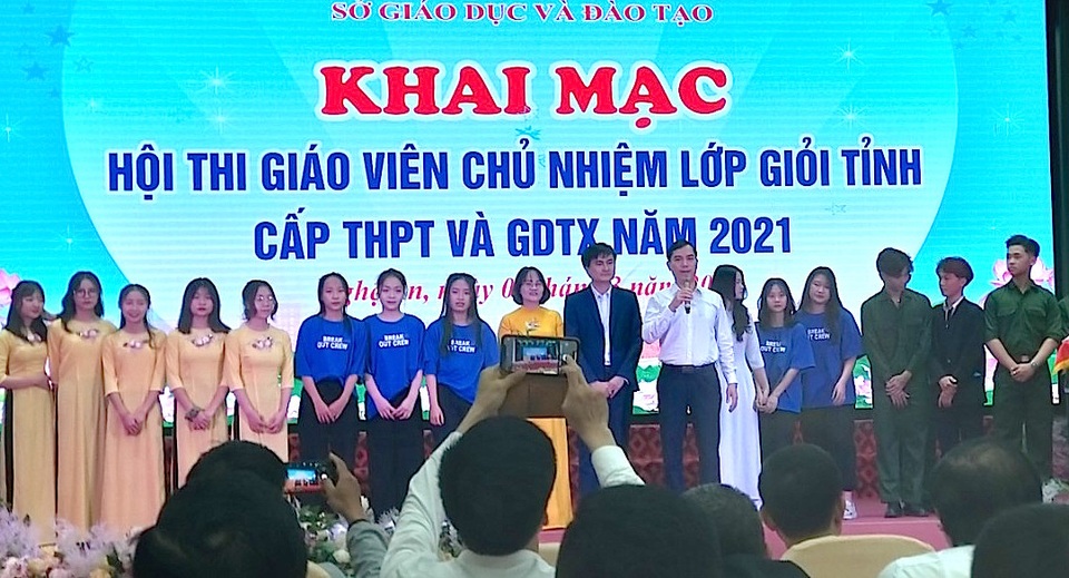 Nghệ An: Khởi động lại Hội thi giáo viên chủ nhiệm lớp giỏi - 1 Nghệ An: Khởi động lại Hội thi giáo viên chủ nhiệm lớp giỏi - 1