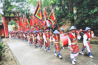 Lễ giỗ Tổ Hùng Vương được tổ chức sớm hơn năm trước 1 tiếng