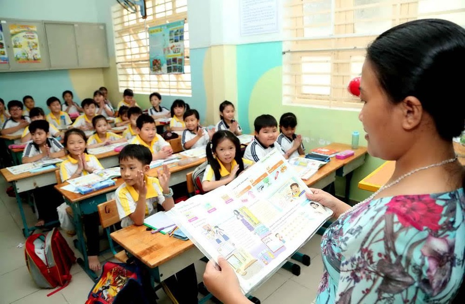 Giáo viên đổ xô đi học chứng chỉ, các lãnh đạo Sở nói gì? - 2 Giáo viên đổ xô đi học chứng chỉ, các lãnh đạo Sở nói gì? - 2