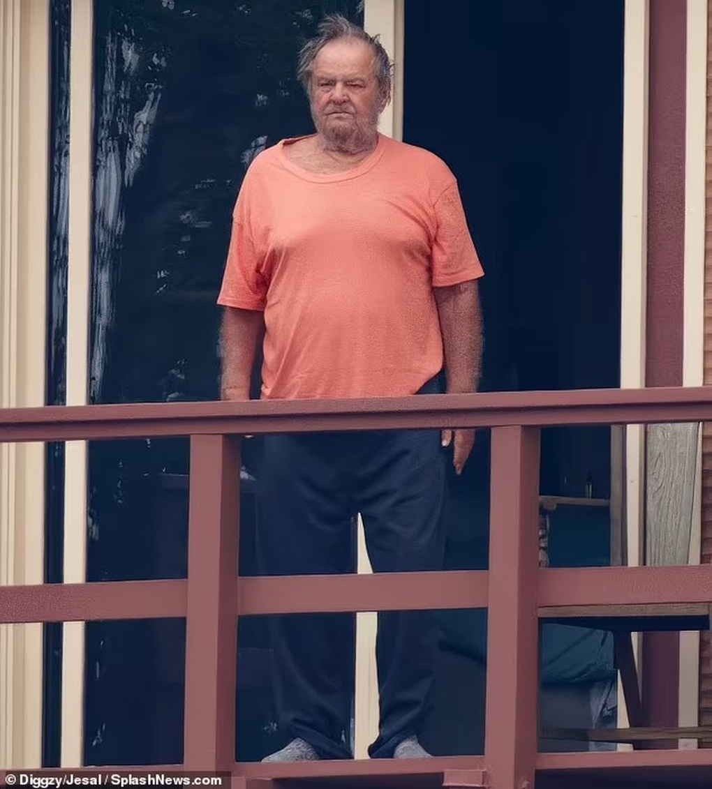 18 tháng sống ẩn dật gây hoang mang, tài tử Jack Nicholson lộ diện - 1 18 tháng sống ẩn dật gây hoang mang, tài tử Jack Nicholson lộ diện - 1