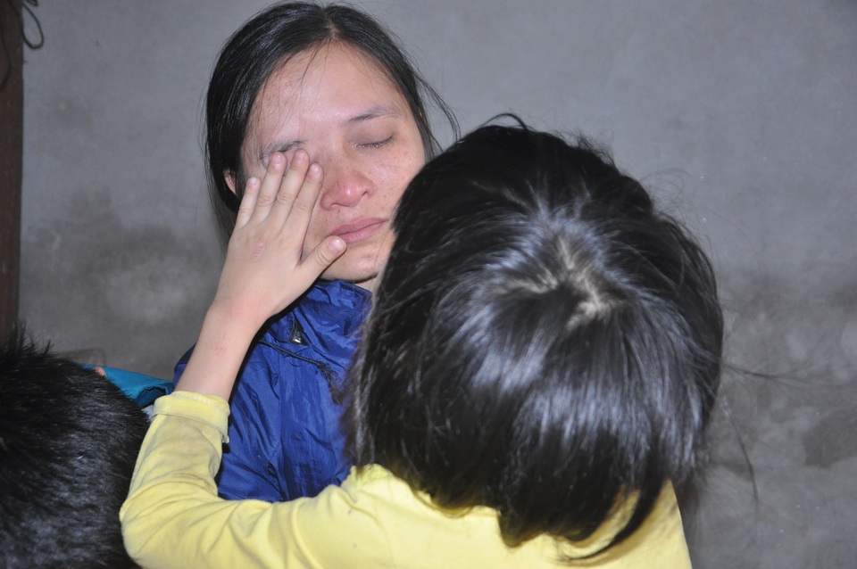 Người mẹ nghẹn ngào cầu xin các nhà hảo tâm cứu con - 4 Người mẹ nghẹn ngào cầu xin các nhà hảo tâm cứu con - 4