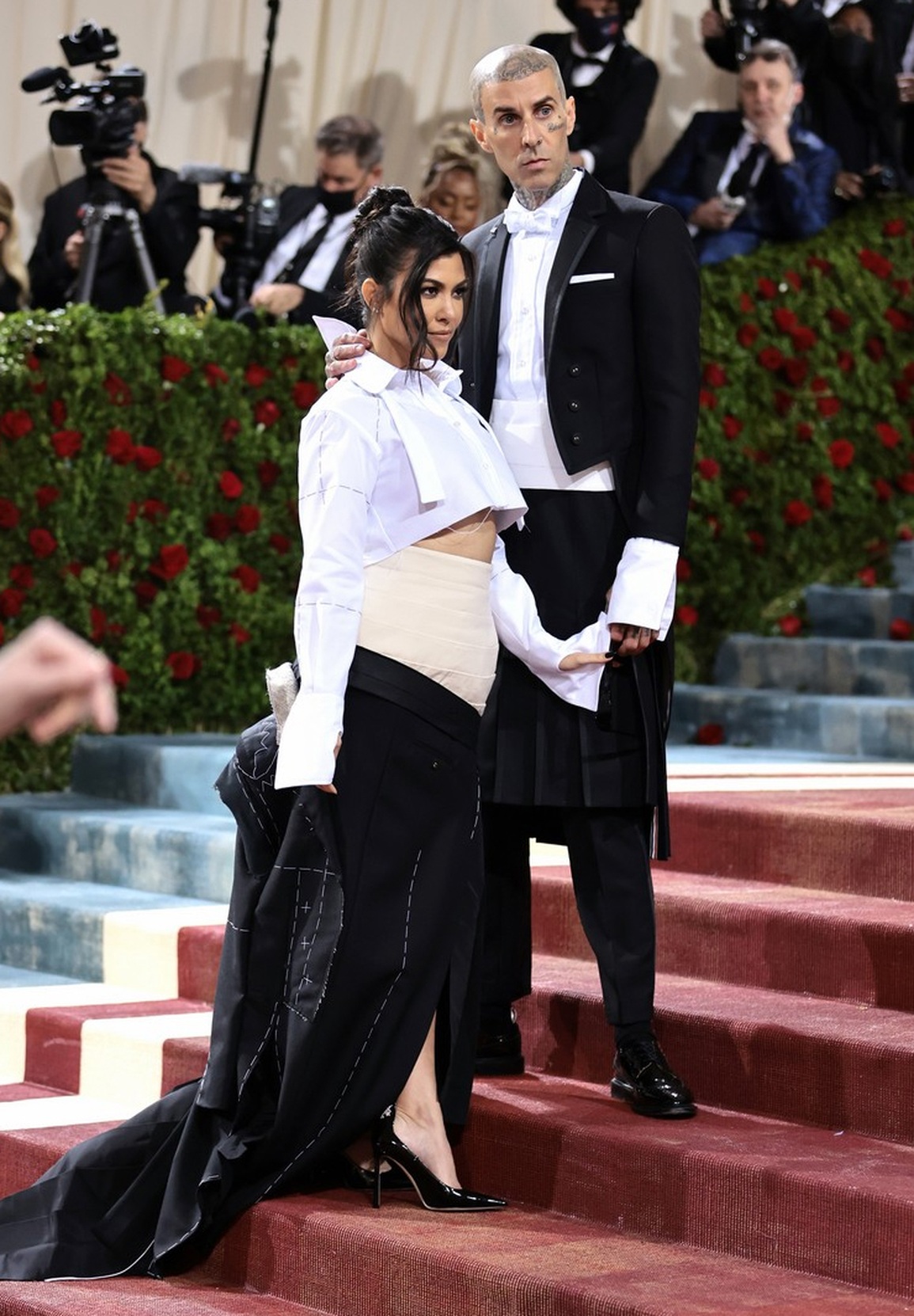 Kim Kardashian mặc váy triệu đô của huyền thoại Marilyn Monroe - 7 Kim Kardashian mặc váy triệu đô của huyền thoại Marilyn Monroe - 7