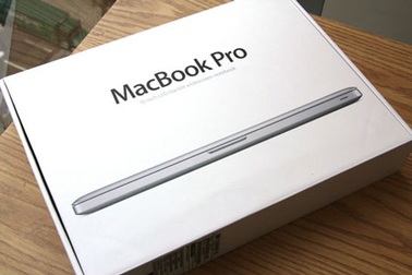 Đập hộp MacBook Pro dùng “sức mạnh” Core i5