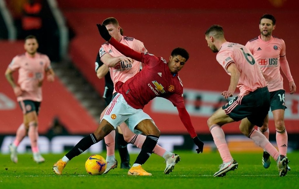 Những khoảnh khắc Man Utd gục ngã trước đội bét bảng Sheffield Utd - 9 Những khoảnh khắc Man Utd gục ngã trước đội bét bảng Sheffield Utd - 9