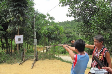 Kỳ 2: Huyền thoại đánh giặc giữ làng bằng bằng độc Ch’pơơr