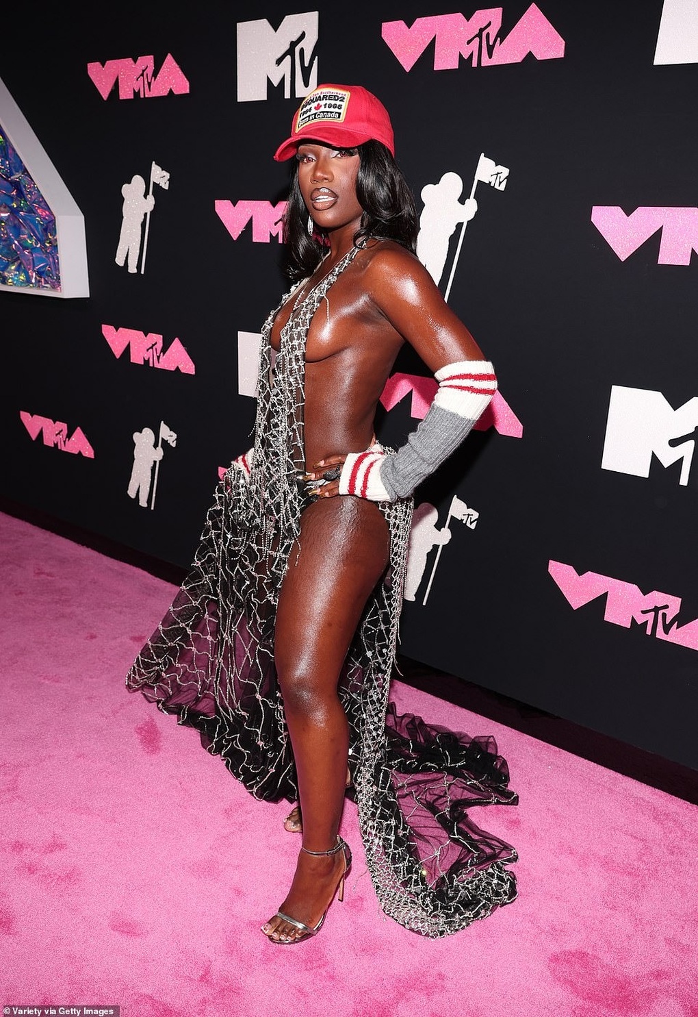 Những ngôi sao ăn vận táo bạo nhất lễ trao giải MTV Video Music Awards - 12 Những ngôi sao ăn vận táo bạo nhất lễ trao giải MTV Video Music Awards - 12