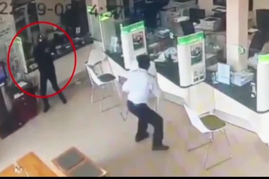 Cận cảnh vụ cướp ngân hàng táo tợn ở Đồng Nai