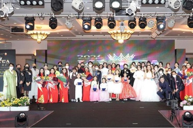 Trao giải thưởng trình diễn thời trang Việt Nam - Hàn Quốc