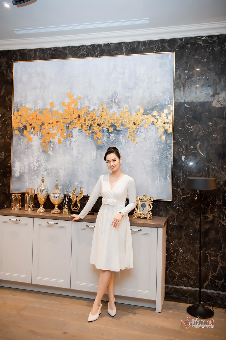 Biệt thự ven sông trị giá gần 60 tỷ đồng của diễn viên Lã Thanh Huyền - 3 Biệt thự ven sông trị giá gần 60 tỷ đồng của diễn viên Lã Thanh Huyền - 3