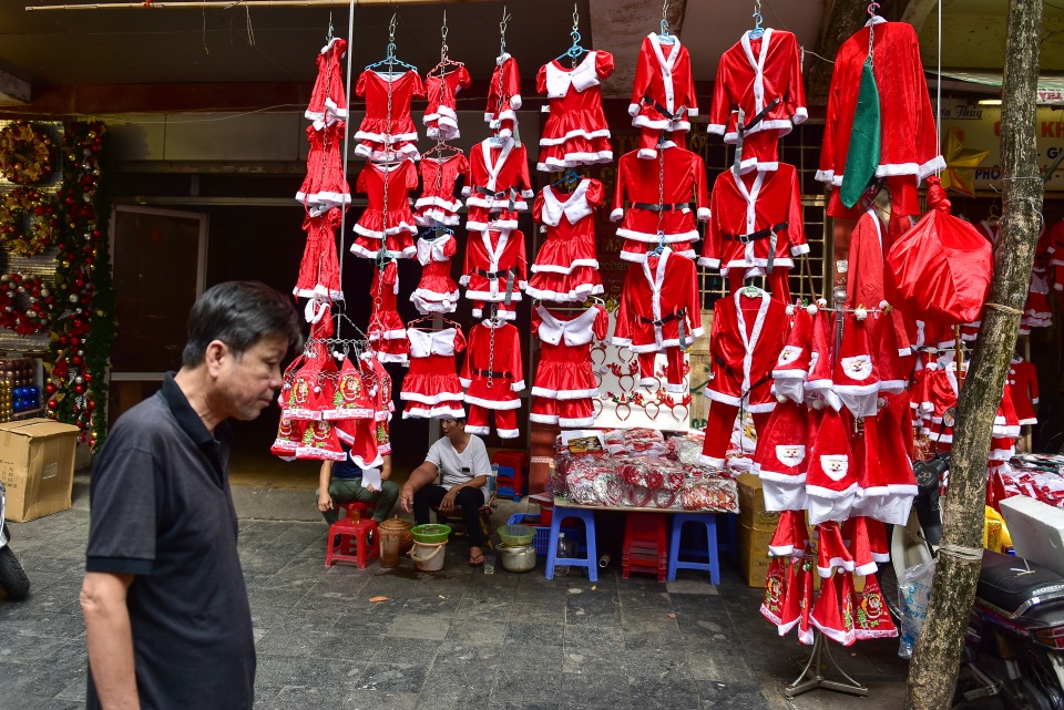 Phố Hàng Mã khoác áo Noel sớm - 12 Phố Hàng Mã khoác áo Noel sớm - 12