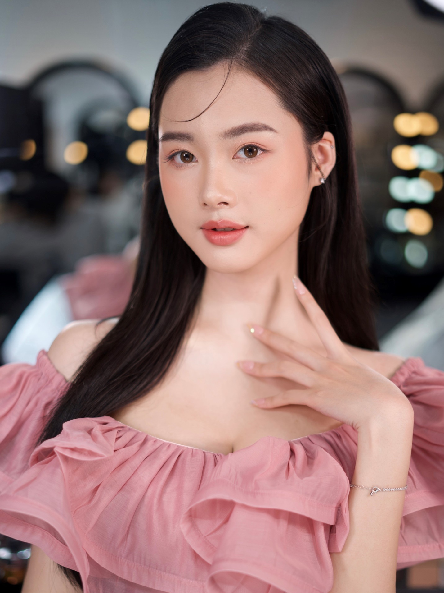 Hoa khôi Ngoại thương vừa đẹp vừa giỏi vẫn bị áp lực đồng trang lứa - 3