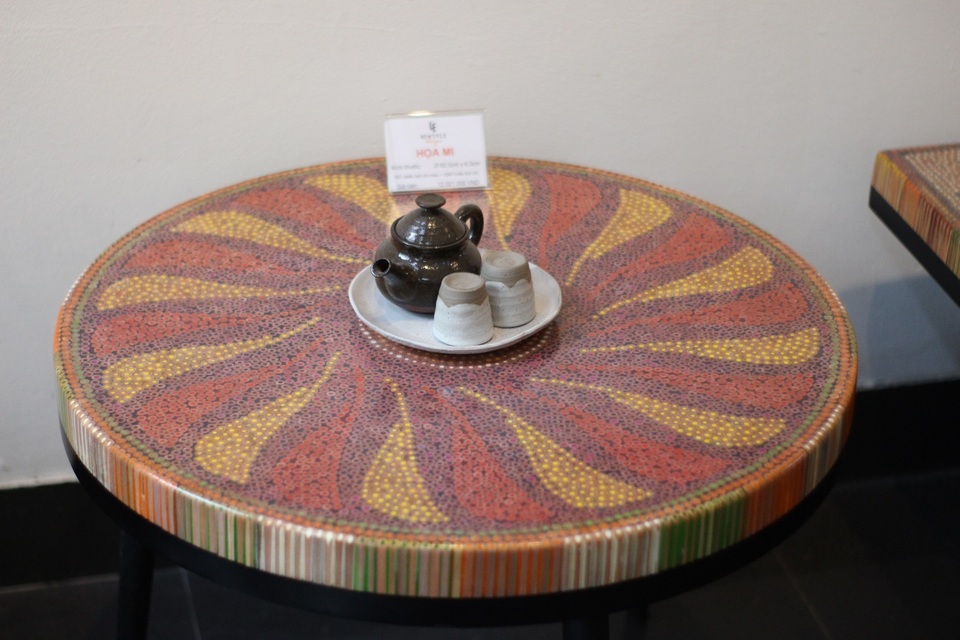 Biến hàng ngàn bút chì màu thành nội thất trang trí nhà có một không hai - 9