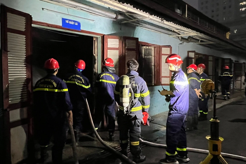 Cháy kho vật tư Bệnh viện Hữu nghị Việt - Tiệp ở Hải Phòng - 1 Cháy kho vật tư Bệnh viện Hữu nghị Việt - Tiệp ở Hải Phòng - 1