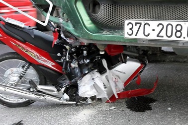 30 phút, 3 người thương vong vì tai nạn giao thông