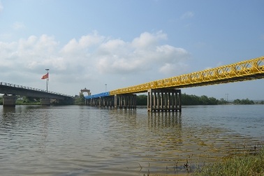 Phục dựng màu sơn cho cây cầu lịch sử Hiền Lương