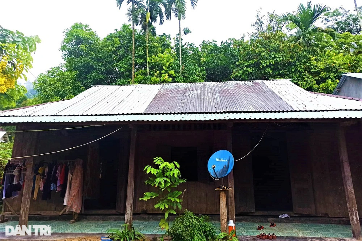 Xúc động bí mật đằng sau video triệu view trên mạng của chàng trai Cơ tu - 4 Xúc động bí mật đằng sau video triệu view trên mạng của chàng trai Cơ tu - 4