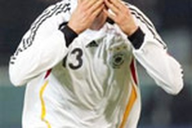 Ballack- Đại sứ phòng chống AIDS của LHQ