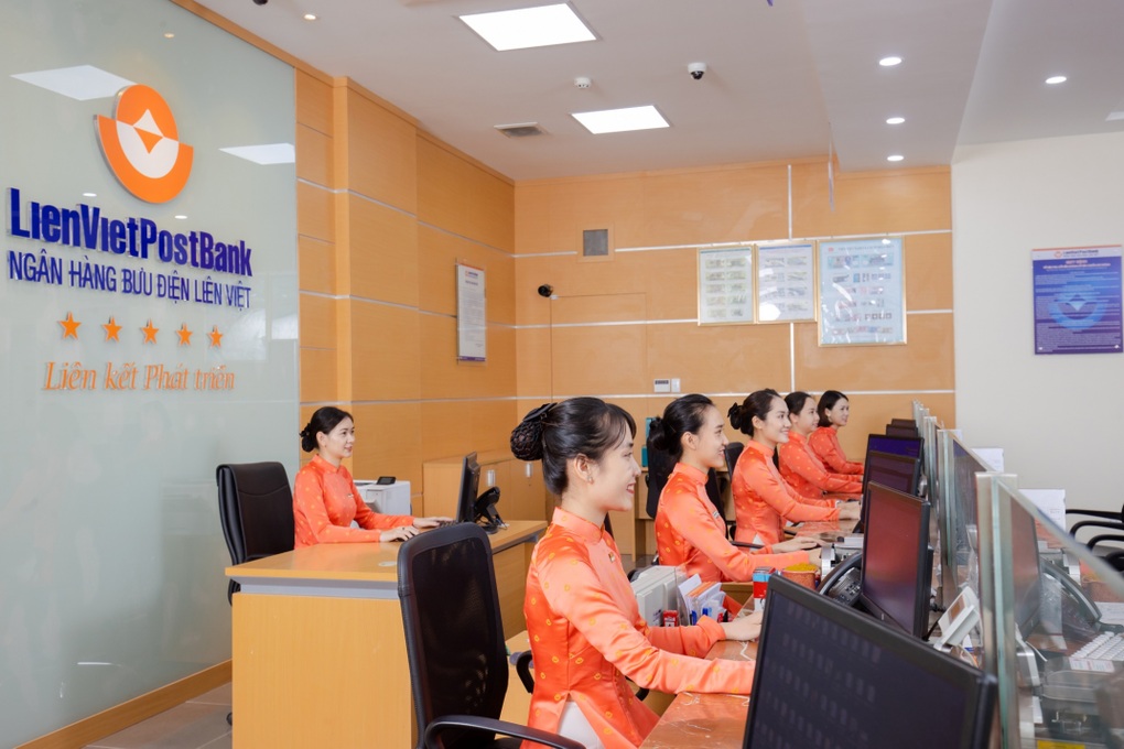 LienVietPostBank hoàn thành kế hoạch lợi nhuận cả năm sau 9 tháng - 1