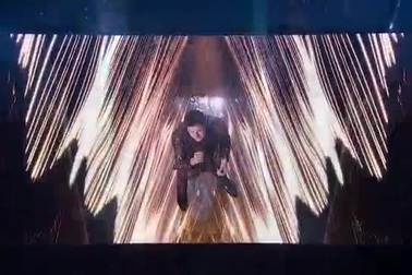 Giọng ca opera biến hóa với ca khúc pop