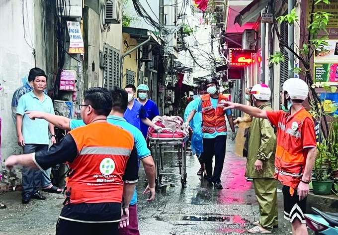 Vụ cháy chung cư mini ở phố Khương Hạ, phường Khương Đình, quận Thanh Xuân, TP. Hà Nội khiến 56 người tử vong và 37 người bị thương.