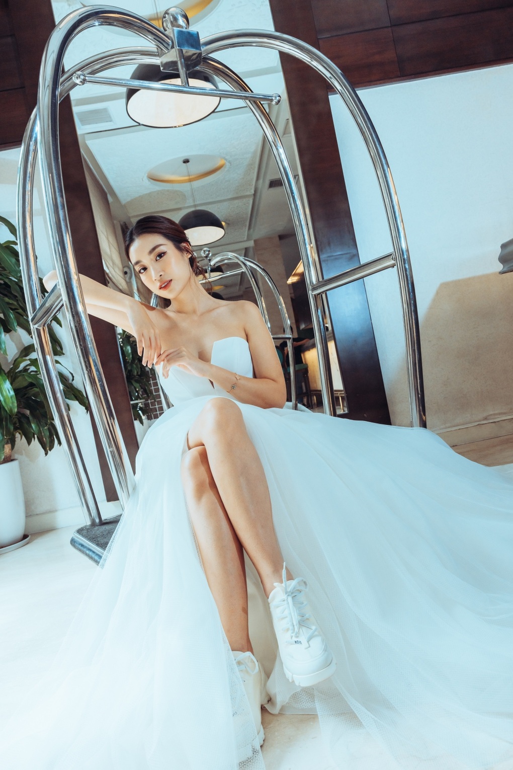 Đỗ Mỹ Linh tung ảnh cô dâu sát ngày cưới Chủ tịch CLB Bóng đá Hà Nội - 9 Đỗ Mỹ Linh tung ảnh cô dâu sát ngày cưới Chủ tịch CLB Bóng đá Hà Nội - 9