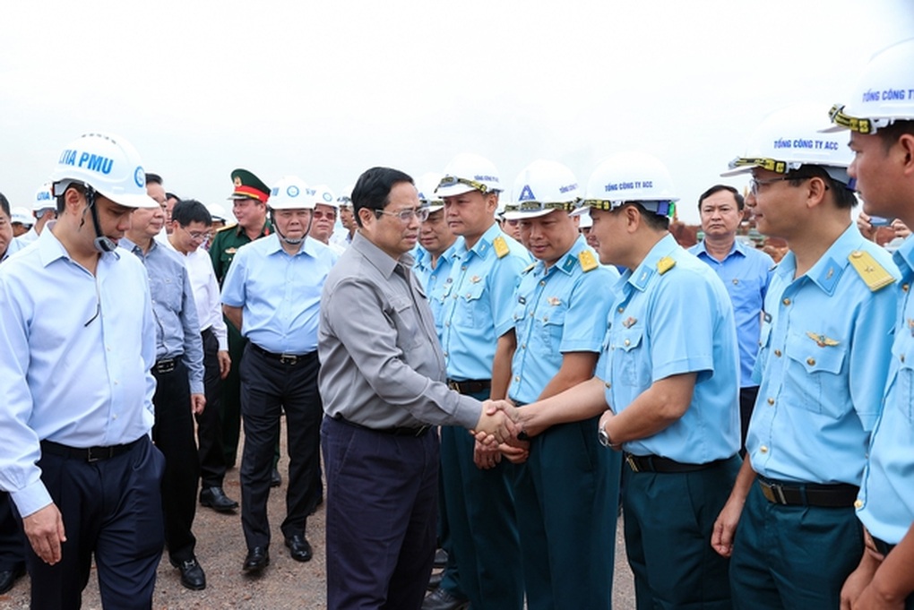 Thủ tướng kiểm tra, đôn đốc dự án sân bay Long Thành - 2 Thủ tướng kiểm tra, đôn đốc dự án sân bay Long Thành - 2