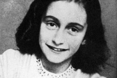 Sốt video “cực hiếm” về tác giả nhí nổi tiếng Anne Frank