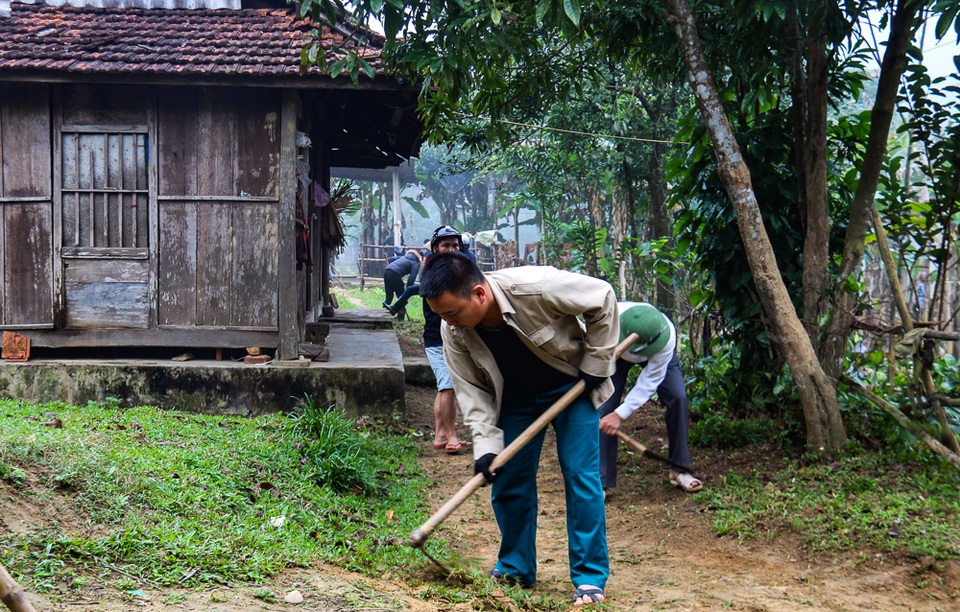 Những người đặc biệt sáng sớm đi từng nhà... gọi dân dậy - 6 Những người đặc biệt sáng sớm đi từng nhà... gọi dân dậy - 6