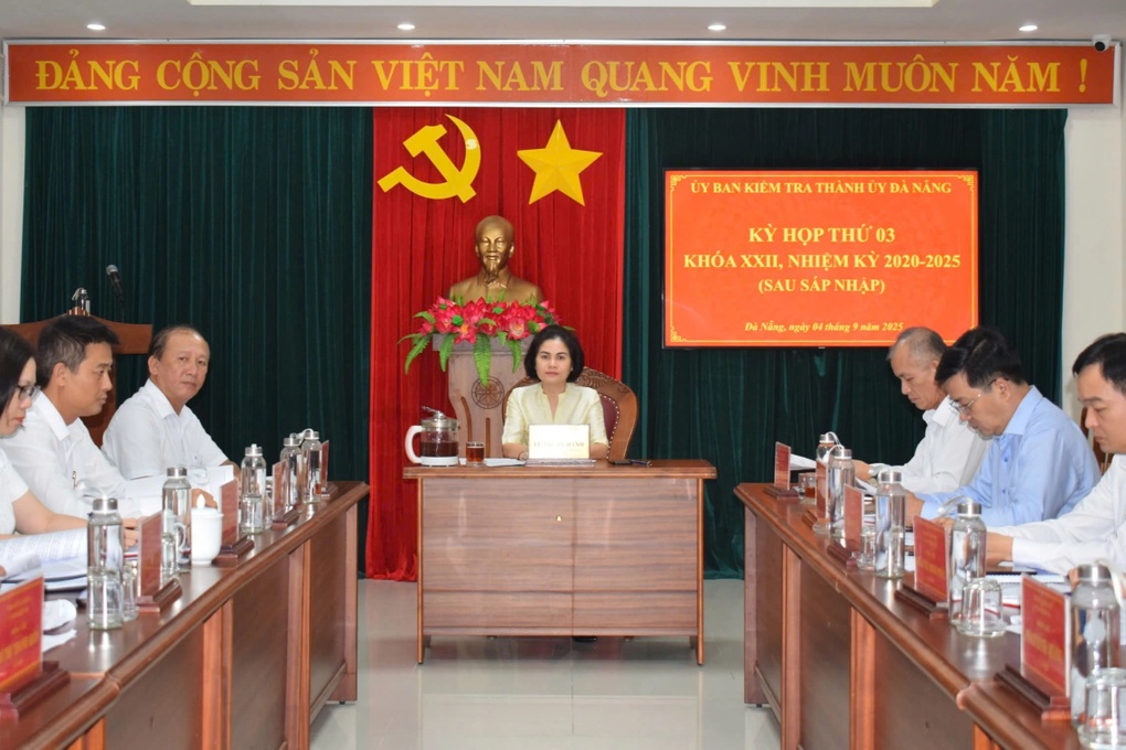 Xem xét khai trừ Đảng với loạt nguyên cán bộ ở tỉnh Quảng Nam cũ - 1 Xem xét khai trừ Đảng với loạt nguyên cán bộ ở tỉnh Quảng Nam cũ - 1