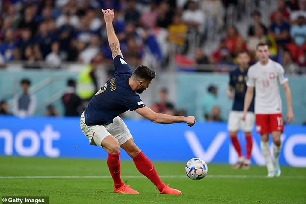Olivier Giroud đi vào lịch sử ở đội tuyển Pháp - 1 Olivier Giroud đi vào lịch sử ở đội tuyển Pháp - 1