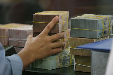 Giữ nguyên mức lãi suất cơ bản 7%