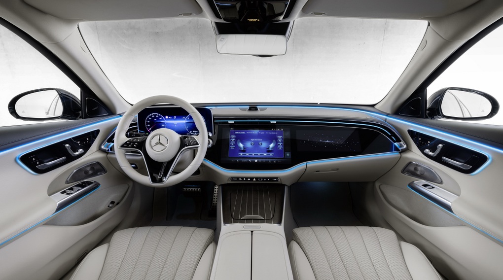 Soi chi tiết Mercedes E-Class 2024 mới ra mắt, nhiều công nghệ độc lạ - 15 Soi chi tiết Mercedes E-Class 2024 mới ra mắt, nhiều công nghệ độc lạ - 15