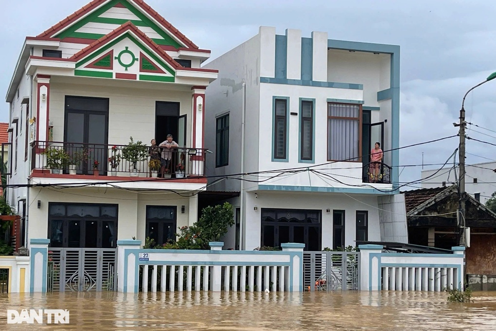 Những nơi ẩn náu đặc biệt của người dân vùng rốn lũ Quảng Bình - 2 Những nơi ẩn náu đặc biệt của người dân vùng rốn lũ Quảng Bình - 2