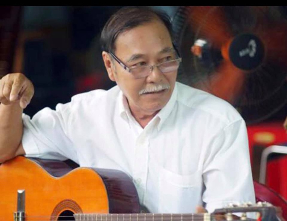 Nhạc sĩ Trần Quang Lộc - tác giả Có phải em mùa thu Hà Nội qua đời - 1 Nhạc sĩ Trần Quang Lộc - tác giả Có phải em mùa thu Hà Nội qua đời - 1
