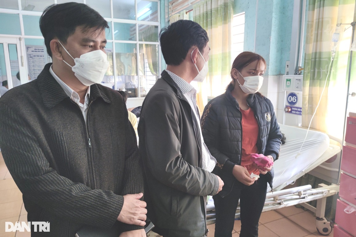 Vụ xe tải lao xuống vực khiến 6 người tử vong: Rùng mình giây phút sinh tử! - 2 Vụ xe tải lao xuống vực khiến 6 người tử vong: Rùng mình giây phút sinh tử! - 2