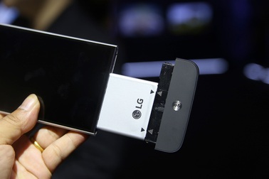 Cận cảnh smartphone LG G5 và các mô-đun tháo lắp độc đáo tại Việt Nam