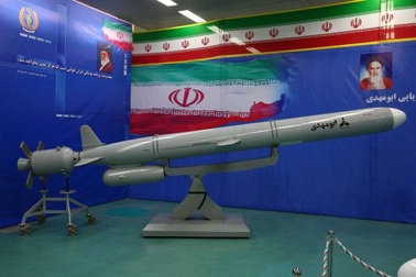 Iran tuyên bố tích hợp trí tuệ nhân tạo lên tên lửa